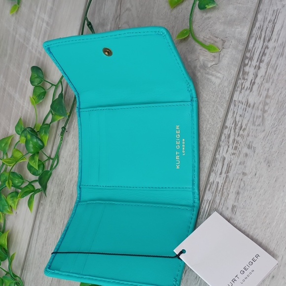 Kurt Geiger Turquoise Flap Multi Card Holder NWT - Picture 4 of 8